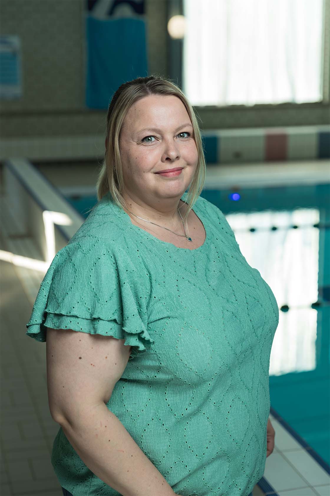 Karin, Zwemonderwijzer bij Zwembad De Meerval